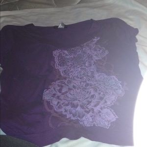 Purple T-Shirt w/ flower design Sized 3X(22W-24W)